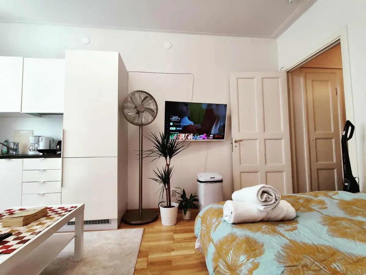 2 Steps From Helsinki Railway Stationシ Apartment